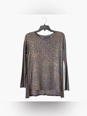 a.n.a Knit Top Women Size S Pewter Foil Tan Long Sleeve Round Neck Rayon Stretch